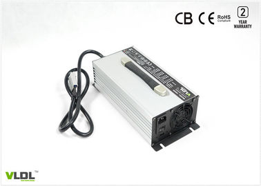 15 أمبير 60 فولت LiFePO4 Battery Charger 4.5 KG Fast Charging For Lithium Batteries