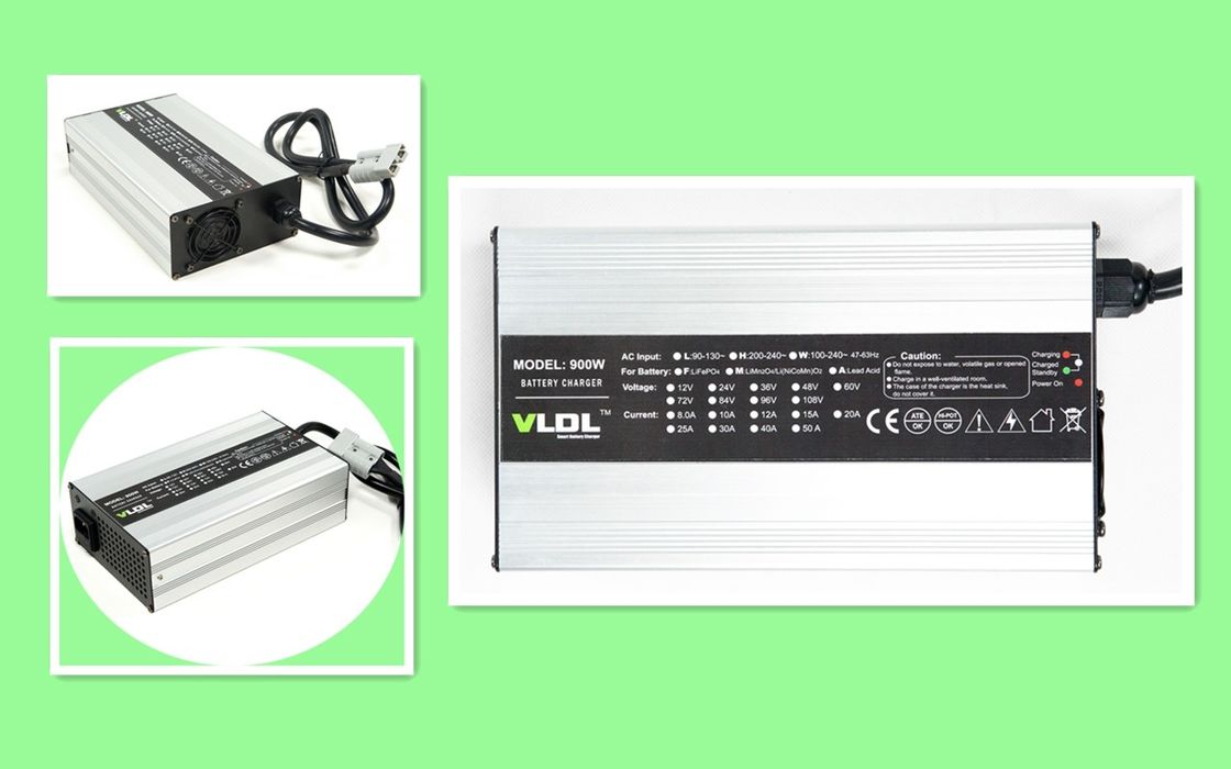 التلقائي 12A 60V لشحن البطاريات مع حالة الألومنيوم الأسود / الفضي للدراجات النارية الإلكترونية